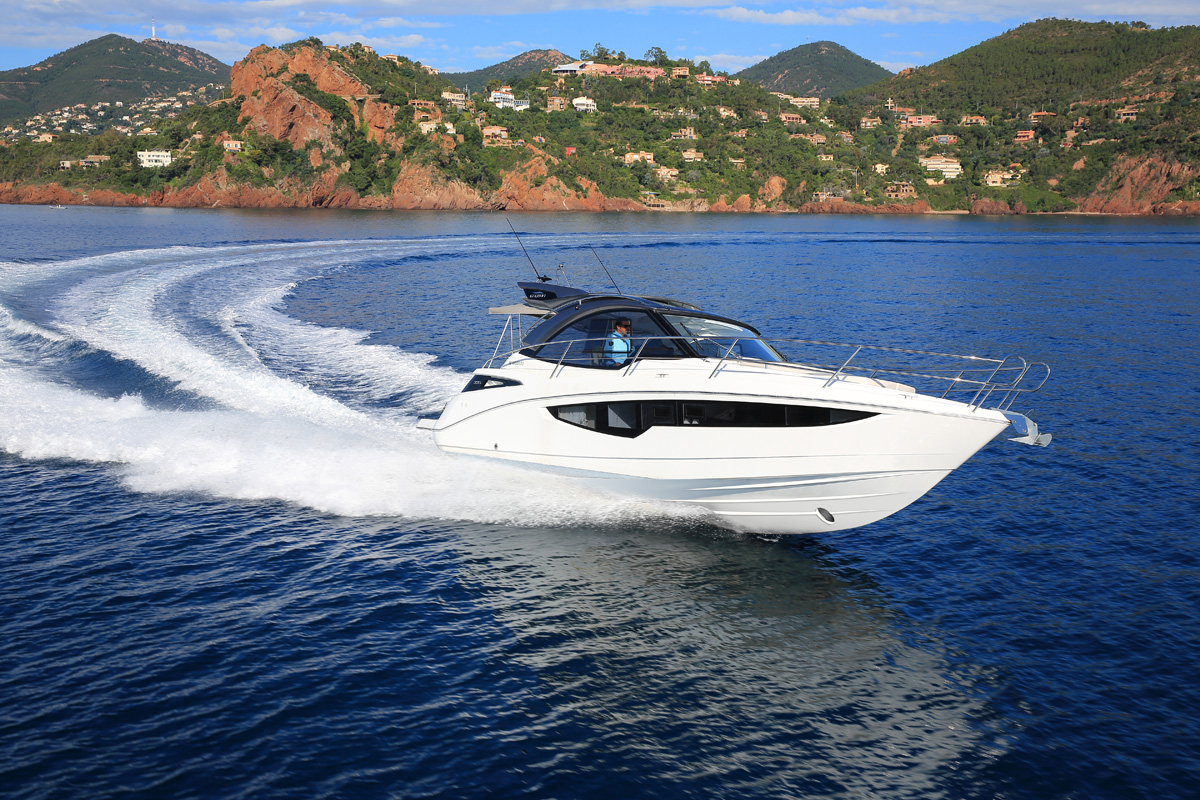 GALEON 335 HTS exterieur cote d'azur