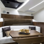 GALEON 335 HTS intérieur salon