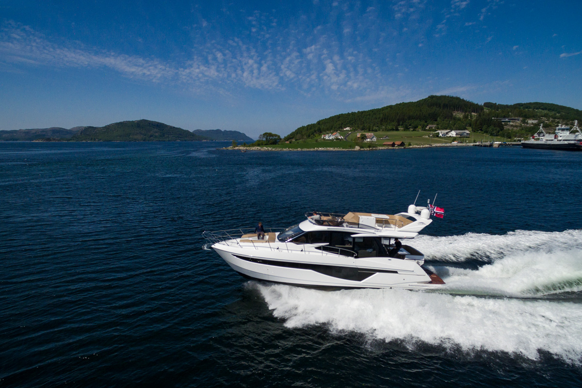 Galeon 460 FLY exterieur gauche