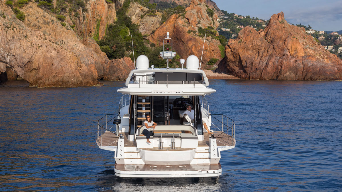 Galeon 500 FLY beach mode