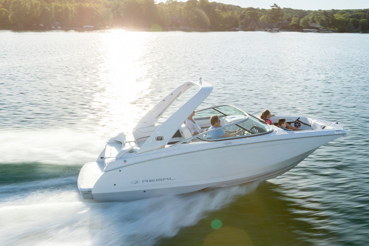 Regal 22 FasDeck exterieur droite