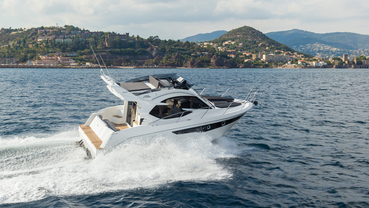 Galeon 300 FLY exterieur