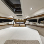 Galeon 365 HTS cabine pointe