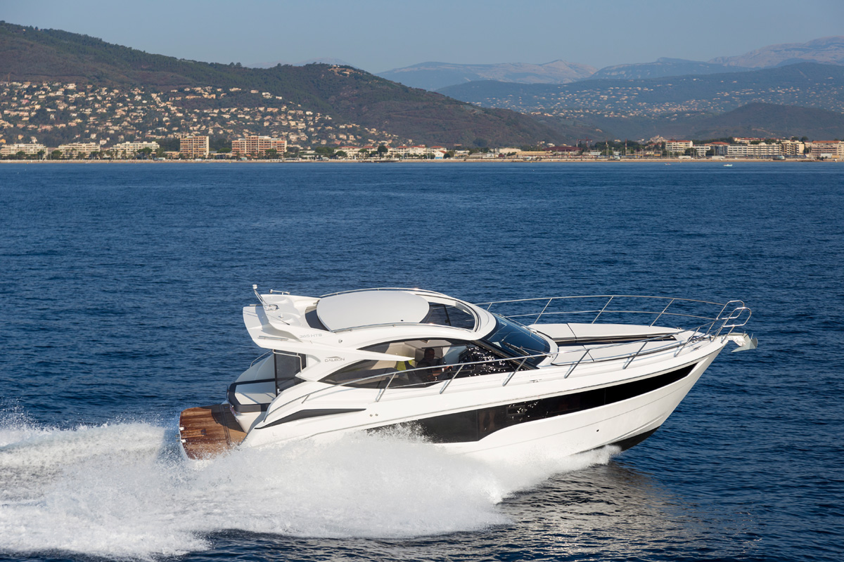 Galeon 365 HTS exterieur