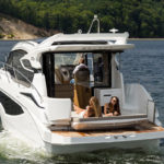 Galeon 370 HTC bain de soleil arrière