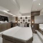 Galeon 470 SKYDECK cabine transversale