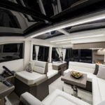 Galeon 470 SKYDECK cockpit salon