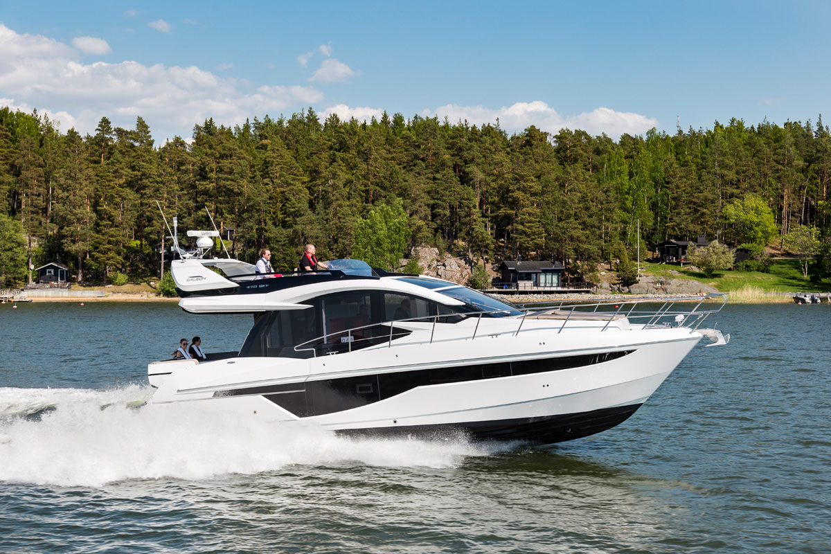 Galeon 470 SKYDECK exterieur