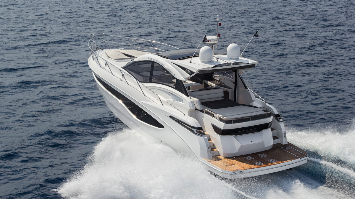 Galeon 485 HTS exterieur arrière