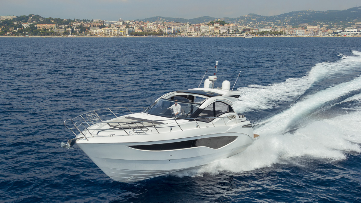 Galeon 485 HTS exterieur avant