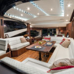 Galeon 560 SKYDECK salon cockpit