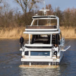 Galeon 640 FLY hydraulic platform