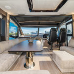 Galeon 680 FLY salon