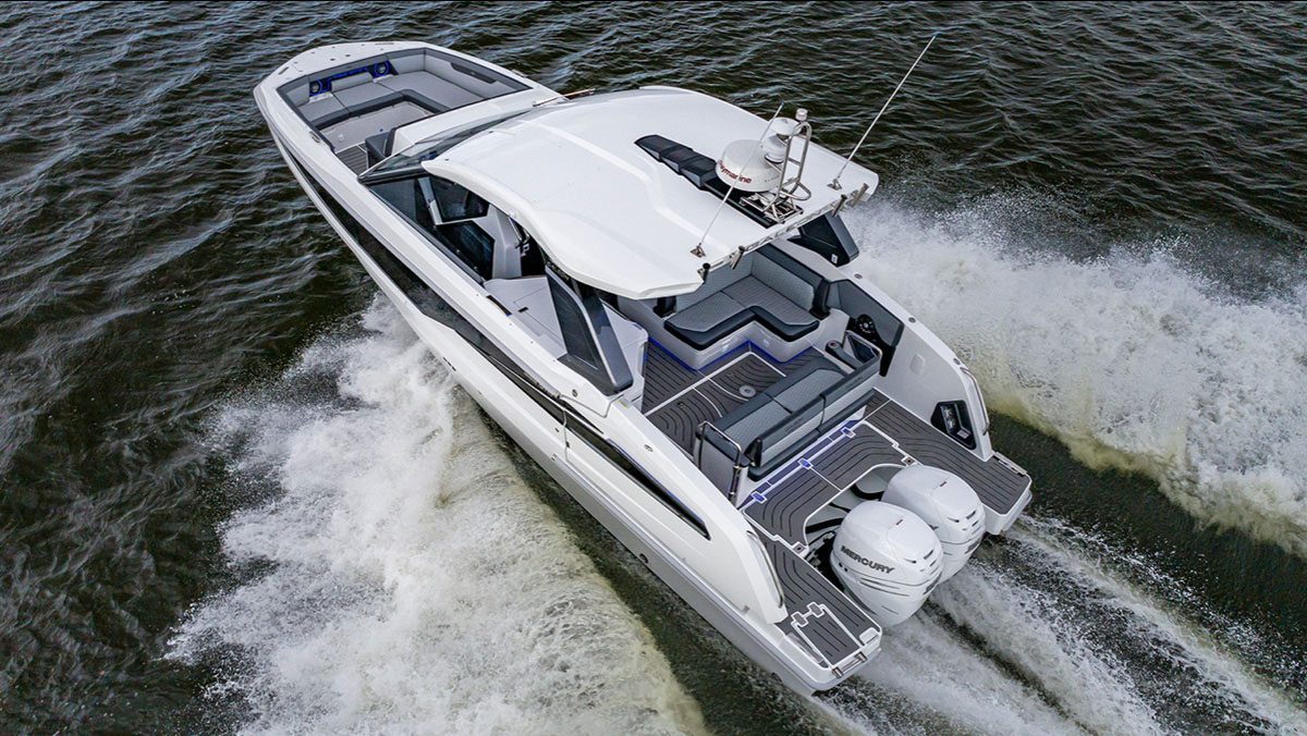 Galeon 325 GTO vu de haut