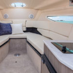 Regal 26 Express cabine pointe