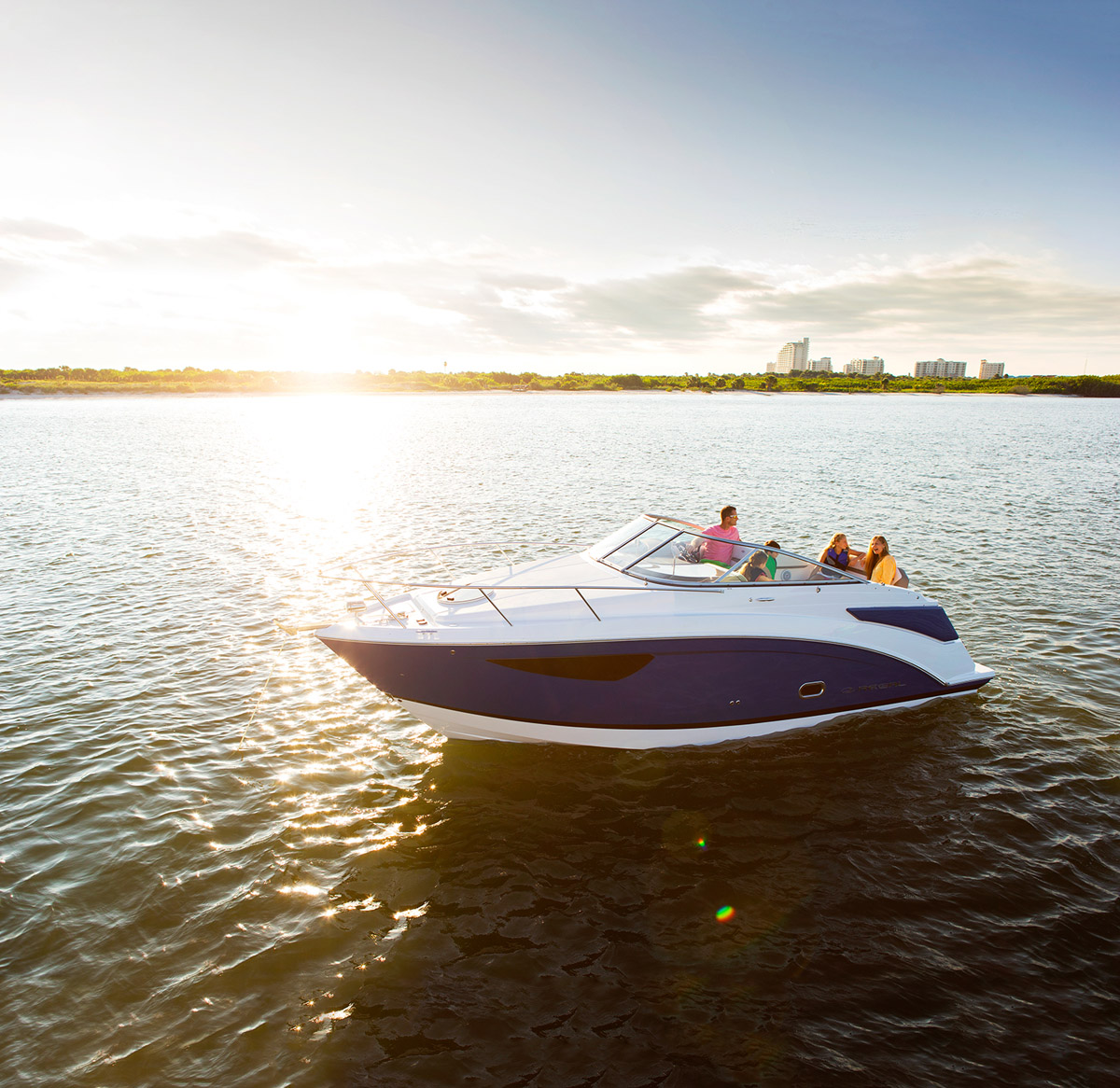 Regal 26 Express exterieur coucher de soleil